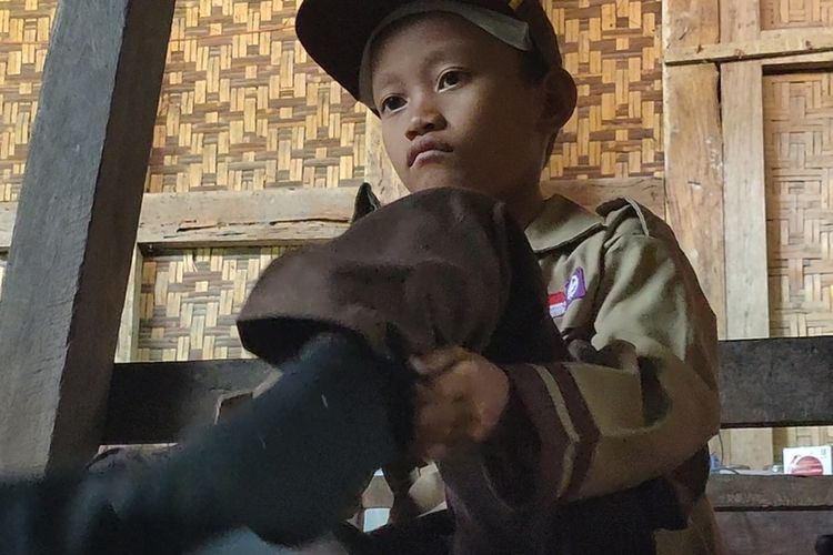 Wahid (8) di Pedukuhan Sambiroto, Kalurahan Banyuroto, Kapanewon Nanggulan, Kabupaten Kulon Progo, Daerah Istimewa Yogyakarta.