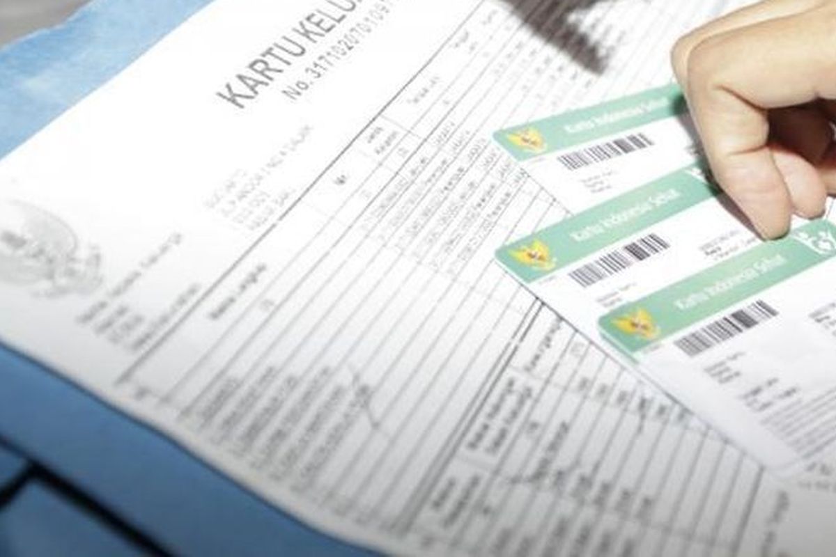 Fotocopy kartu keluarga sebagai syarat mengurus pindah domisili di Disdukcapil.