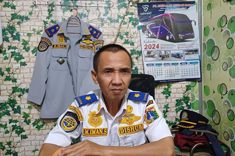 Kepala Terminal Lebak Bulus Iman Syafril saat ditemui di kantornya, kawasan Kebayoran Lama, Jakarta Selatan, Rabu (3/4/2024).