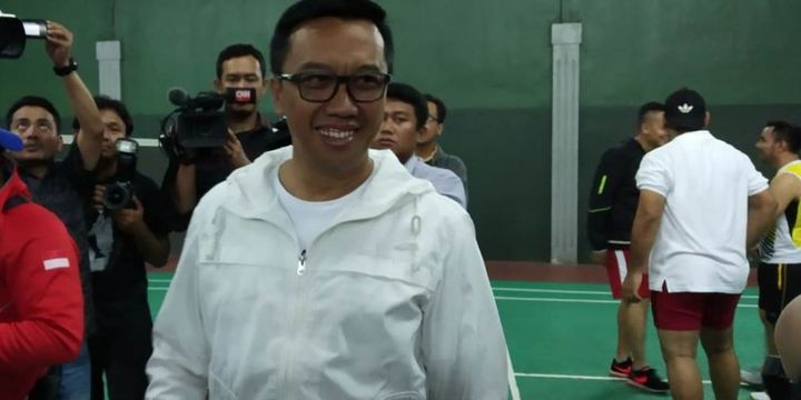 Menteri Pemuda dan Olahraga, Imam Nahrawi dalam kesempatan pemberian bonus lanjutan kepada atlet berprestasi di Lapangan Bulutangkis Kemenpora, Jakarta pada Selasa (4/9/18).