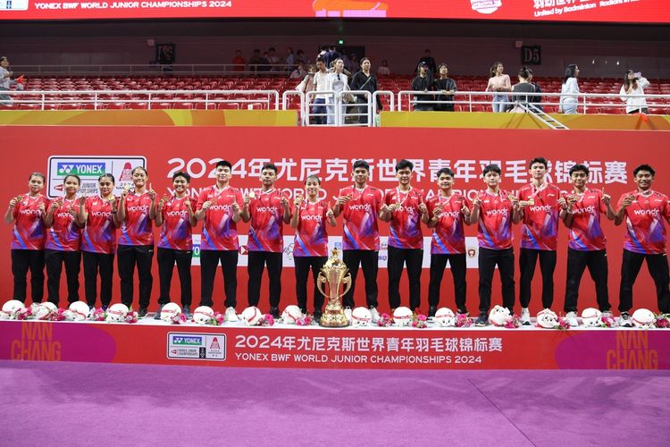 Djarum Foundation dan Ketua PBSI Beri Apresiasi Juara Piala Suhandinata