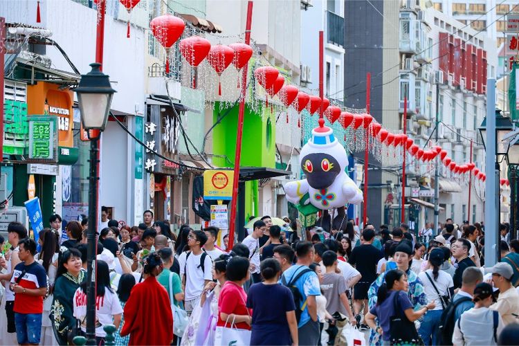 Experience Macao Mega Sale kembali menyapa Jakarta dengan rangkaian acara di Main Atrium Gandaria City Mall, Lantai Dasar, pada 9?12 Oktober 2025 