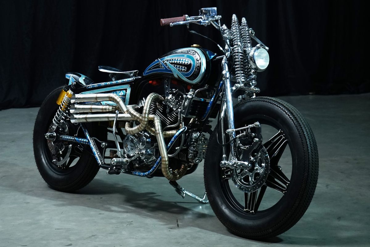 Honda Tiger bergaya chopper bobber dijejali mesin model W Engine, garapan Psychoengine di Kustomfest 2019