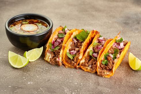 Resep Birria Taco Khas Meksiko, Tortila Isi Daging Kambing Pedas