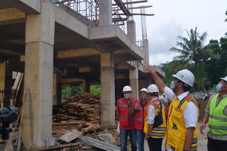 Pembangunan rusun bagi pekerja Kawasan Ekonomi Khusus (KEK) Tanjung Lesung di Kabupaten Pandeglang, Provinsi Banten.