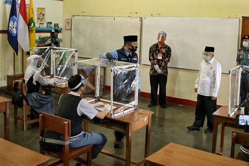 SMAN 4 dan Ponpes Assobariyyah Sudah Jalankan KBM, Wapres Tinjau Penerapan Protokol Kesehatannya