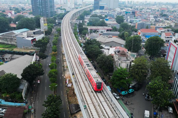 Konsisten Terapkan K3, Waskita Karya Catat 7,5 Juta Jam Kerja Selamat di Proyek LRT Jakarta Fase 1B
