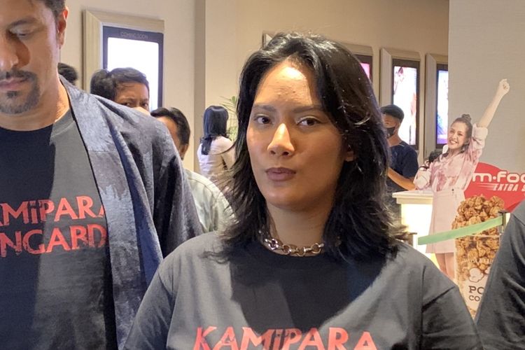 Aktris Tara Basro saat ditemui dalam peluncuran trailer film Pengabdi Setan 2: Communion di Epicentrum XXI, Jakarta Selatan, Kamis (16/6/2022).