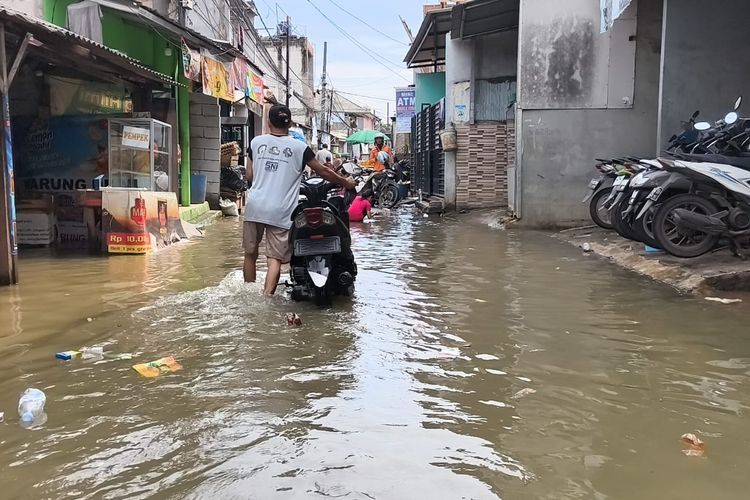 Detik-detik Banjir di Candulan Tangerang, Datang Tengah Malam Saat Warga Terlelap