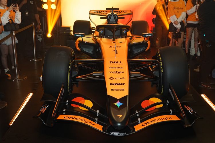 Pengumuman Global 2026 McLaren F1 Livery (MCL40) dengan PUMA x McLaren Racing di Jakarta Pusat, Senin (9/2/2026).