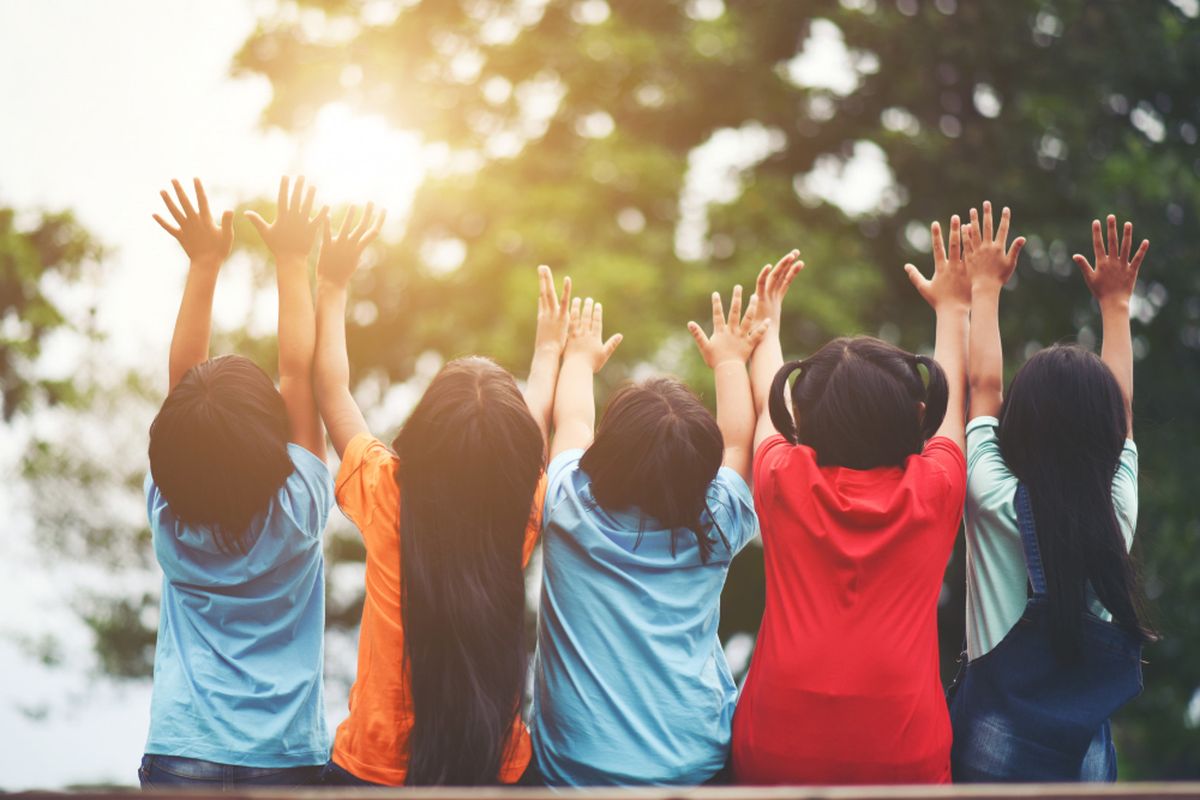 Pendidikan seks dapat diberikan orangtua kepada anak sejak usia antara 3-4 tahun. Saat itu, anak sudah menyadari beda alat kelamin pria dan wanita.