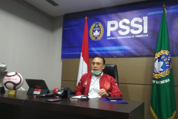 Ketua Umum PSSI, Mochammad Iriawan, mengumumkan bergulir kembalinya Liga 1, Liga 2, dan Liga 3 di Menara Olahraga Senayan (MOS), FX Sudirman, Jakarta, Minggu (28/6/2020).