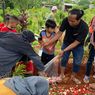 Ayah Korban Tewas Runtuhnya Tembok MTsN 19: Tenang di Surga Nak..