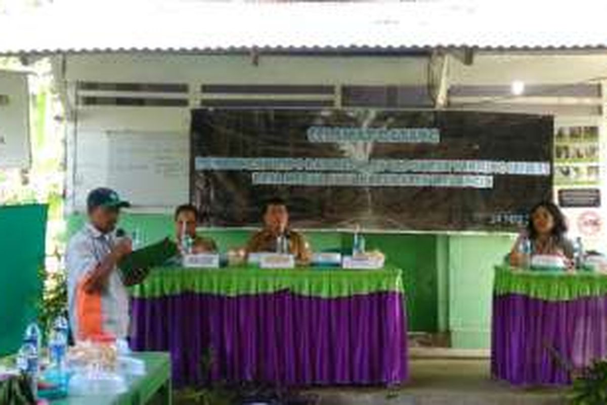 Ketua GAPOKTAN Tanjung Sehati, Jalal Sayuti, Merangin, Jambi, Selasa (24/5/2016). Masih banyak tantangan yang dihadapi petani sawit swadaya untuk mendapatkan sertifikasi RSPO.