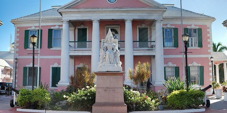 Gedung pemerintah di Nassau, Bahama.