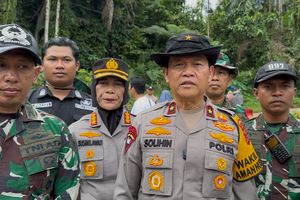 Bantu Cari Korban Banjir Bandang, Empat Anjing K-9 Tambahan Diterjunkan ke Sumbar