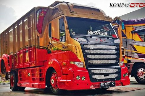 Truk Semen Transformer Asal Banyumas