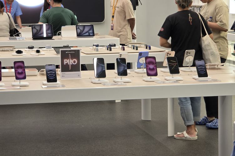 Daftar Harga iPhone Terbaru 13 April 2026, iPhone 15 - iPhone 17 Series