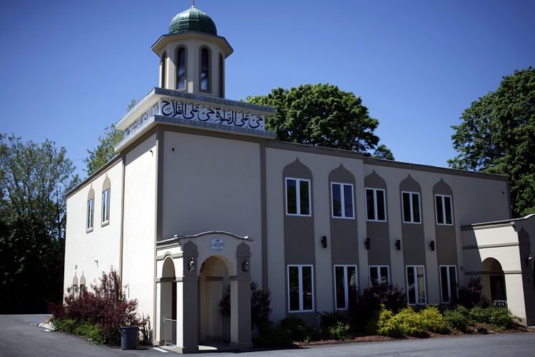 Pandangan eksterior masjid Masjid Al Ikhlas di Newburgh, New York, 21 Mei 2009.