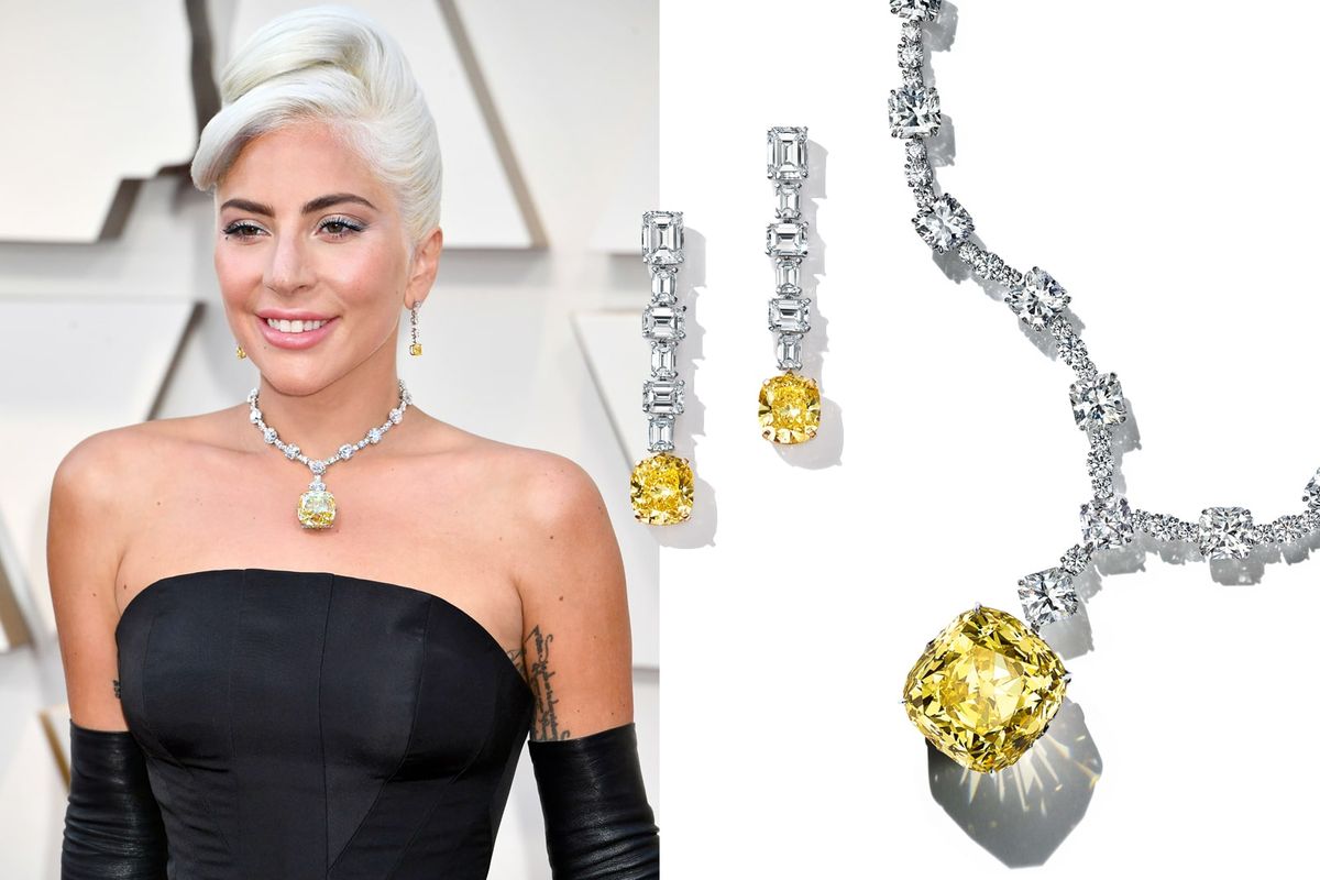 Lady Gaga mengenakan berlian Tiffany Fancy Yellow saat menerima Oscar tahun 2019