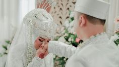 Wali Nikah Tidak Boleh Sembarangan, Ini Urutan Resmi dalam Islam