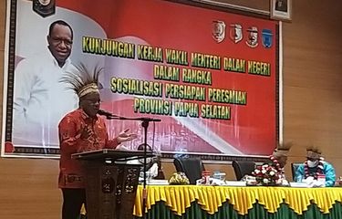 Kunjungi Merauke, Wamendagri Sosialisasikan UU Pembentukan ...