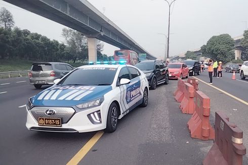 Polisi Pakai Safety Car buat Kawal Contraflow Arus Balik