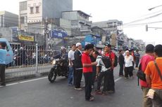 Ada Penertiban di Kampung Pulo, Arus Lalu Lintas Arah Kampung Melayu Macet