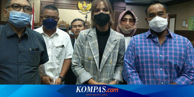 Anak-anak Cari Nia Ramadhani dan Ardi Bakrie, Rindu Tidur Bersama