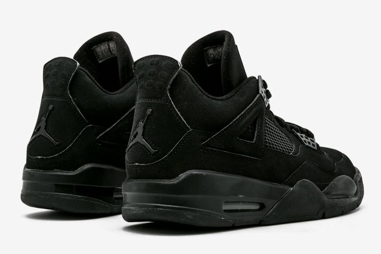 Air Jordan 4 black cat