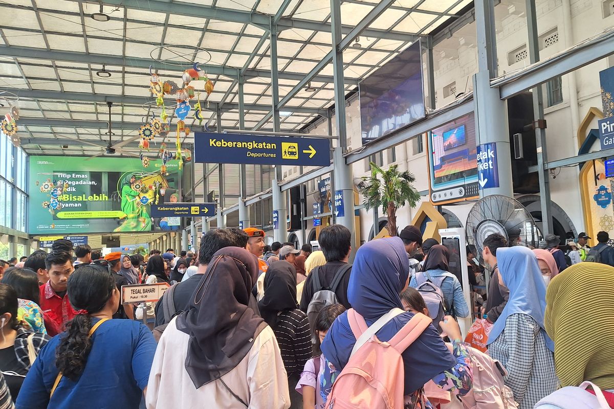 Jelang Nataru, 415.500 Tiket Kereta dari Stasiun Gambir dan Pasar Senen Ludes Terjual