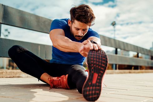 Perlukah Melakukan Peregangan Sebelum Olahraga Lari?