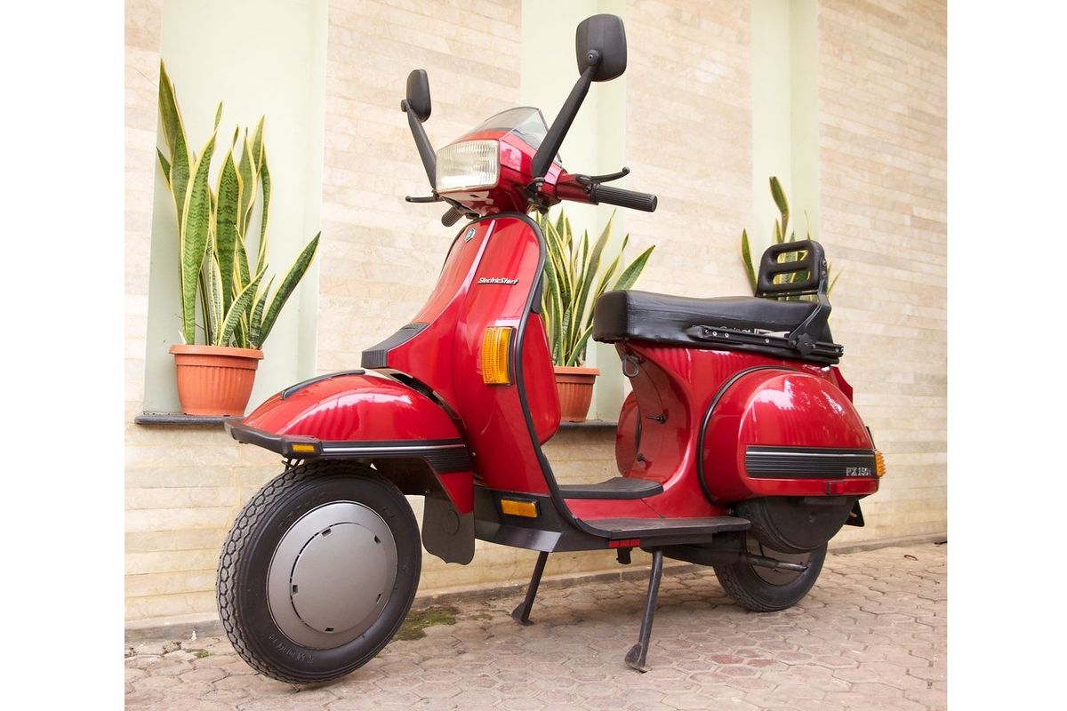 Vespa Excel 150