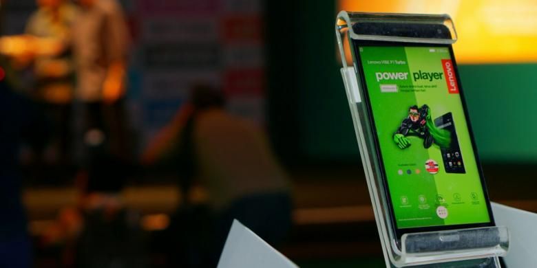 Lenovo Vibe P1 Turbo Masuk Indonesia