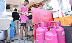 Dukung Pelaku UMK di Jakarta Fair, Pertamina Salurkan Bright Gas ke Puluhan Pedagang Kuliner 