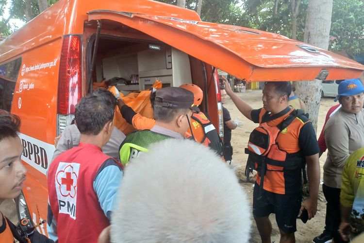 Pencarian 3 Santri yang Terseret Ombak Pantai Balekambang Tuntas, Semuanya Ditemukan Tewas
