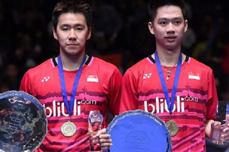 Marcus Fernaldi Gideon dan Kevin Sanjaya Sukamuljo menjadi juara nomor ganda putra All England 2017 di Birmingham, Minggu (12/3/2017). 