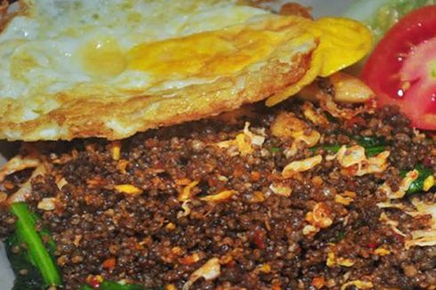 Mencari Nasi Goreng Tiwul dan Pakis Super Pedas, Ini Tempatnya