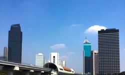 Beberapa Hari Lalu Langit Jakarta Biru Tanda Polusi Udara Menurun, Apa Sebabnya?