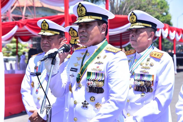 Kepala Staf TNI Angkatan Laut (KSAL) Laksamana Muhammad Ali ingin kemampuan seluruh prajurit dan alat sistem persenjataan utama (alutsista) TNI AL terus meningkat.  Keinginan itu disampaikan Ali saat perayaan peringatan hari ulang tahun (HUT) ke-78 TNI AL di Markas Komando Armada (Koarmada) II, Surabaya, Jawa Timur, Senin (11/9/2023).