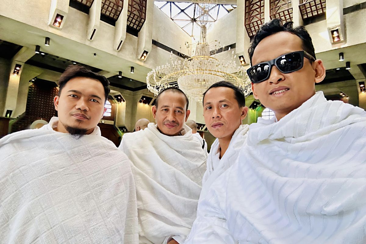 Konflik Timur Tengah, Jemaah Umrah Asal Bangkalan Harus Ganti Pesawat ...