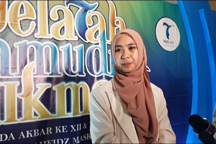 Aktris Oki Setiana Dewi di Menara 165, Jakarta Selatan, Senin (11/9/2023)