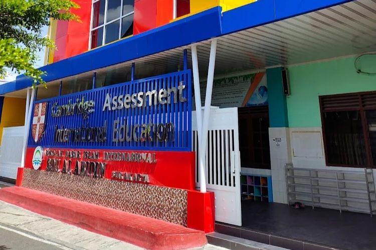 108 Siswa SDII Al Abidin Solo Keracunan, Alami Pusing hingga Muntah