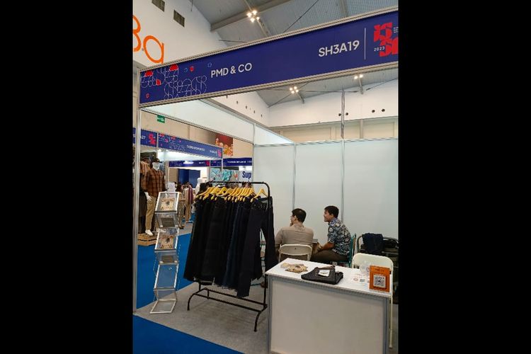 People Meet Denim Company atau PMD & CO adalah fashion brand lokal asal jakarta