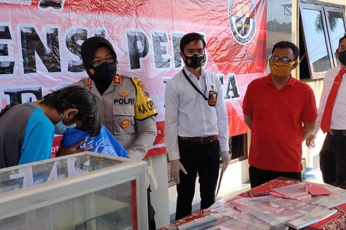 Curi Etalase Rokok karena Impitan Ekonomi, Driver Ojol Ini Malah Dihadiahi Sembako