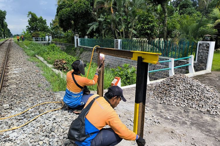 KAI Tutup 8 Perlintasan Sebidang Selama Januari 2025, Masyarakat Diminta Tak Buka Kembali