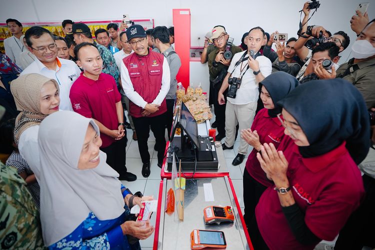 Gus Ipul Uji Coba Penyaluran Bansos lewat Koperasi Merah Putih di Lamongan, Ini Skemanya
