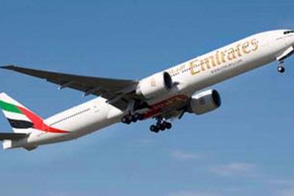 Boeing 777 milik Maskapai Emirates