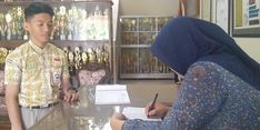 Ganjar Pranowo Gratiskan SPP SMA/SMK/SLB Negeri di Jawa Tengah
