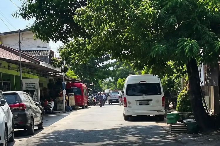 Viral Jemaah Haul Solo 2026 Kena Parkir Ngepruk Mobil Rp 250.000, Dishub Solo Terjunkan Tim Cari Oknum Jukir